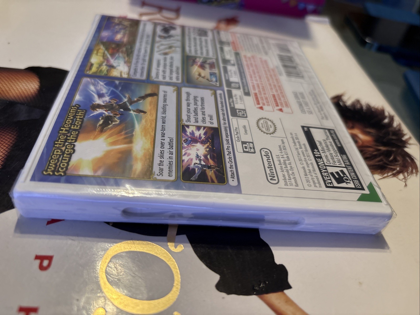 Kid Icarus Uprising (Uae) (Nintendo 3DS) Brand New