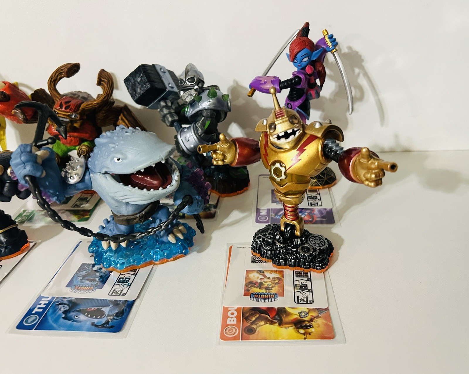 Skylanders Giants Master Giants Complete Set of 8. All Elements