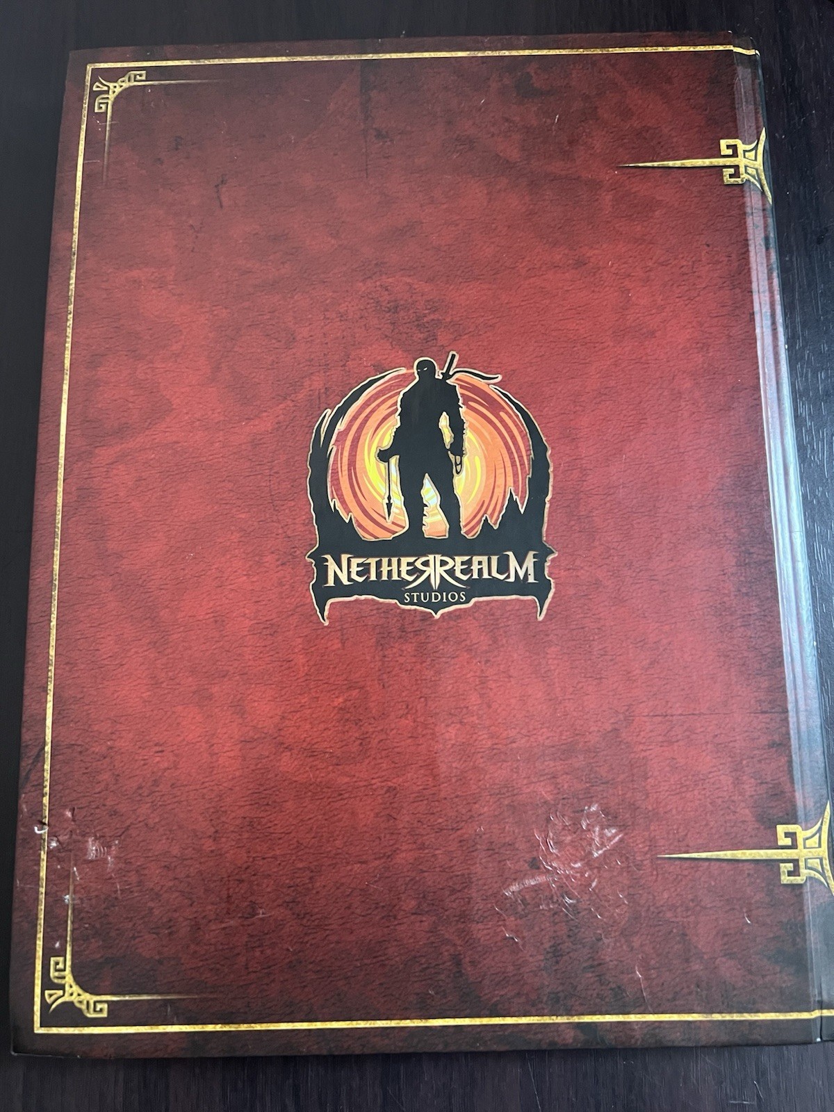 Mortal Kombat Collectors Edition Strategy Guide + Characters Move Cards.