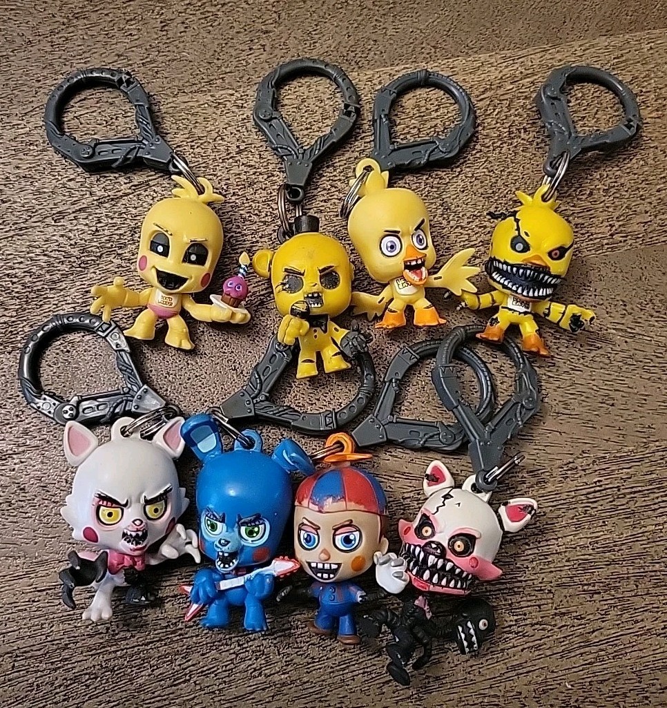 8 Five Nights At Freddys Backpack Clip Collector Mystery Blind Bag keychains lot