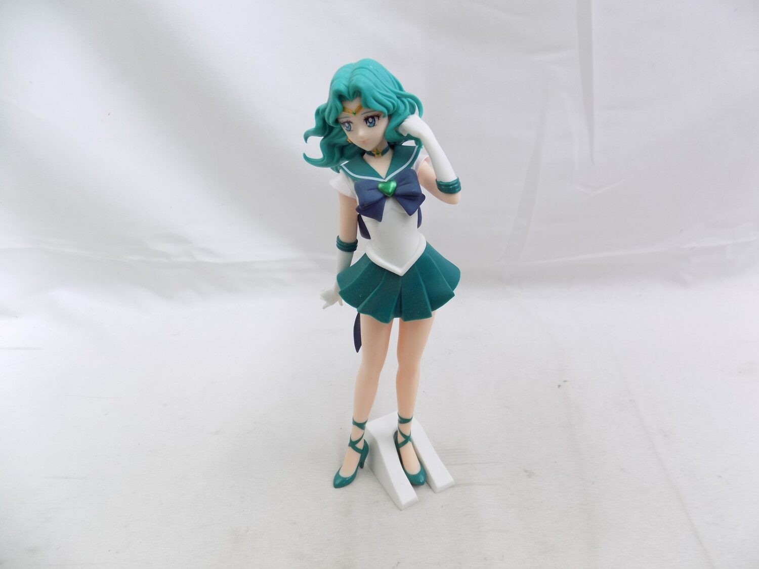 Boxed Like New Bandai Sailor Moon Eternal Glitter & Glamours Super Sailor Nep…