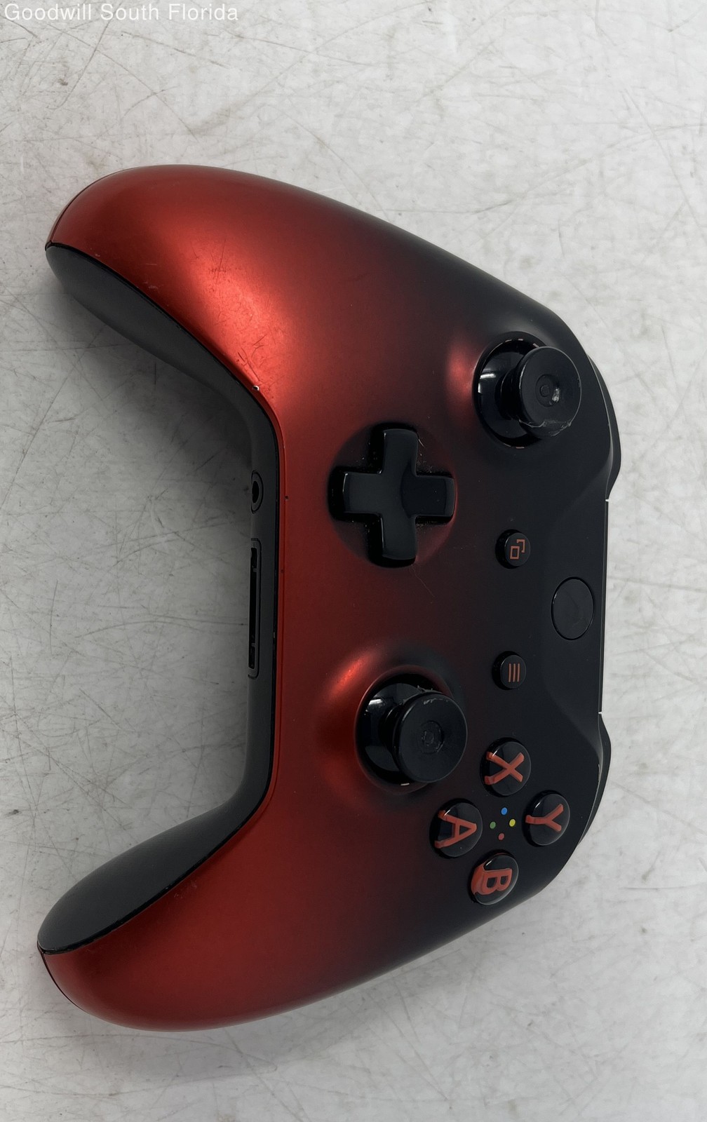 Microsoft Model 1708 Red Black Wireless Controller For Xbox One Not Tested