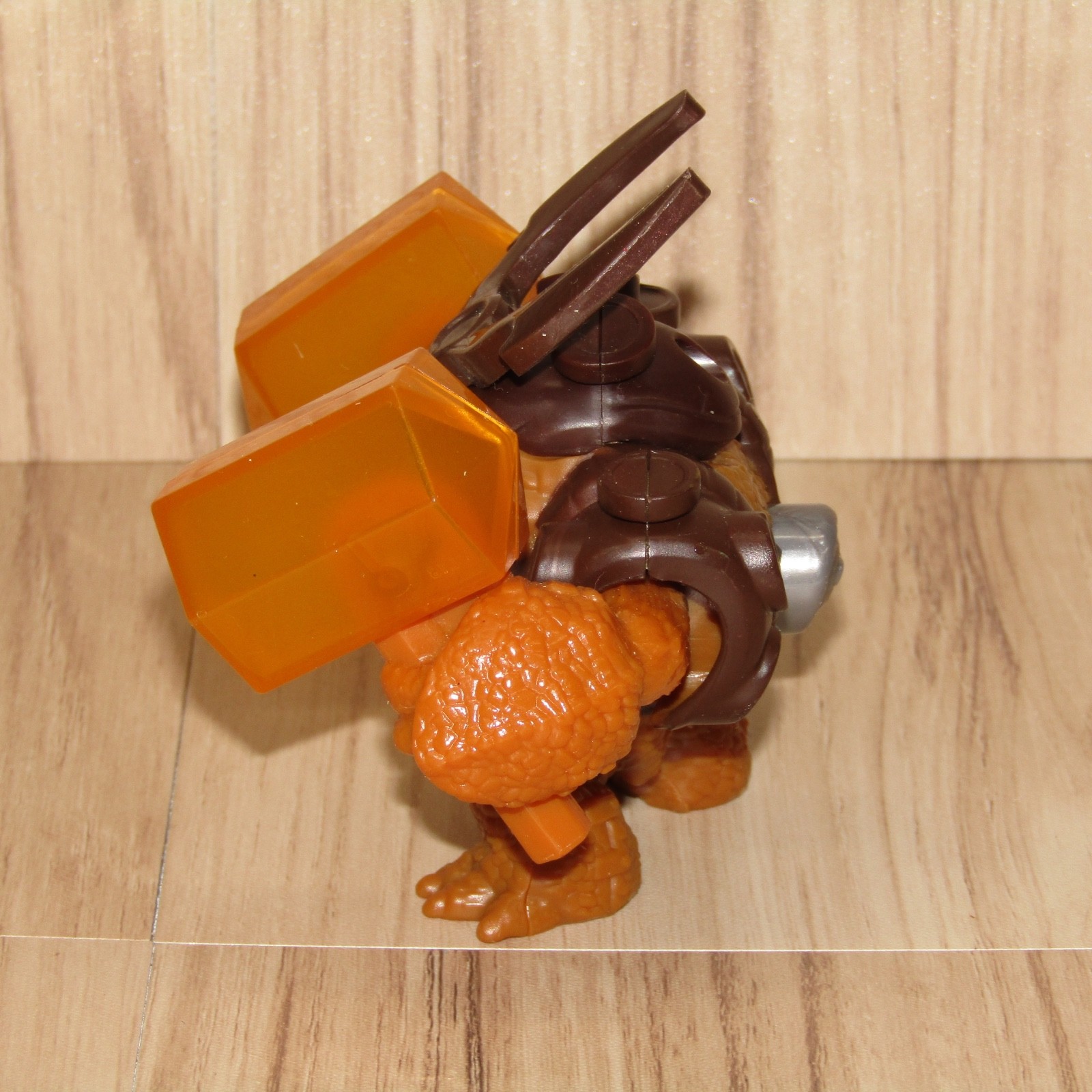 Skylanders Trap Team Wallop McDonalds Action Figure, Working Hammer Action