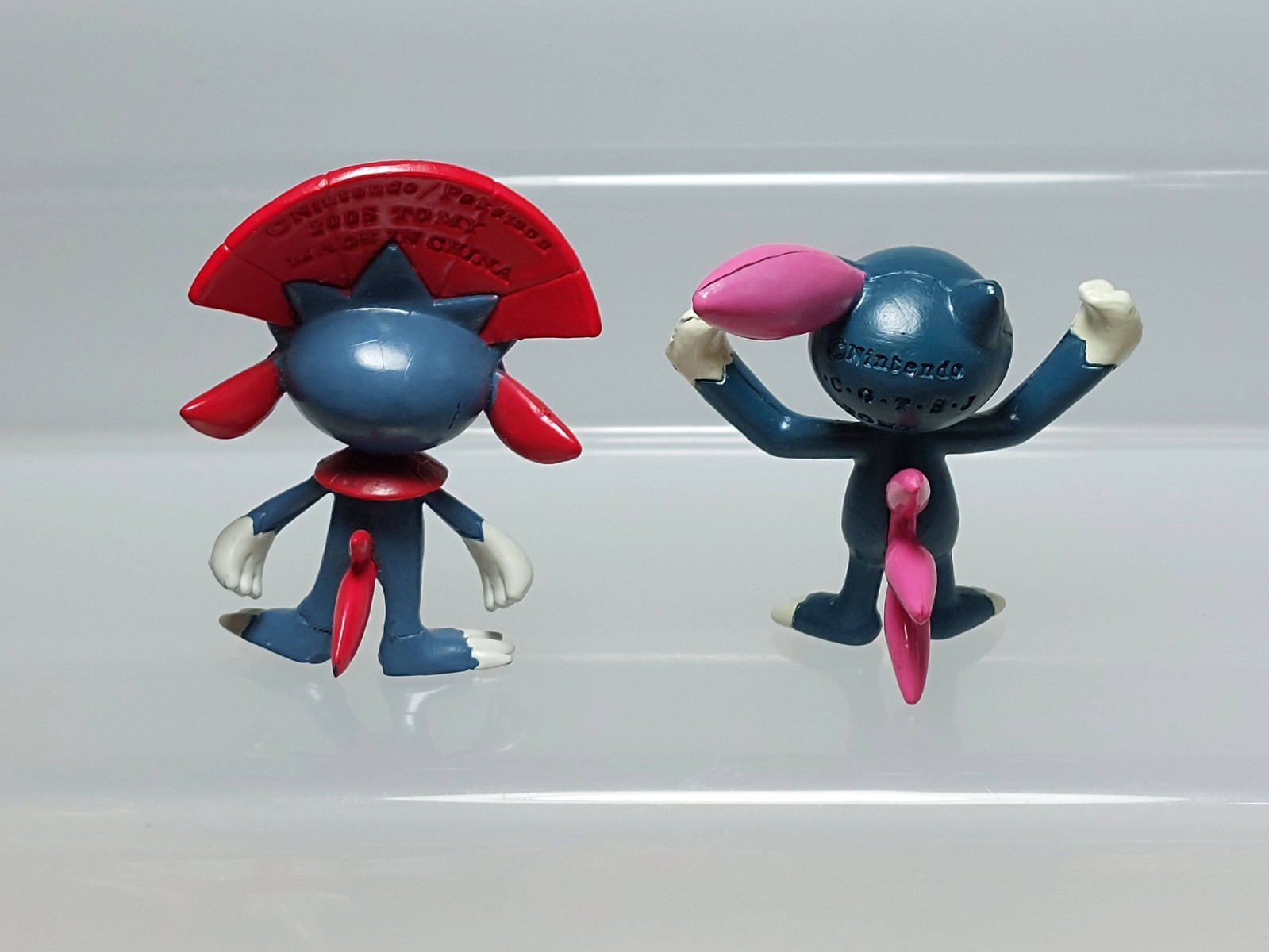 Weavile Sneasel Pokemon Monster Collection Figure Set Tomy Japan L05 1.4-1.7in
