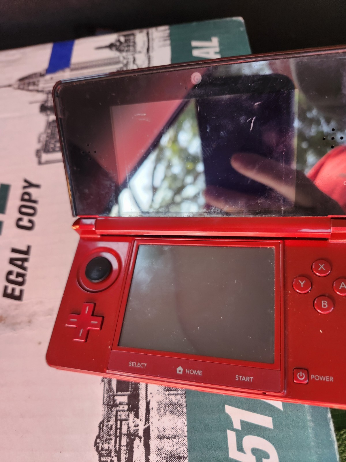 Nintendo 3DS Handheld System – Flame Red
