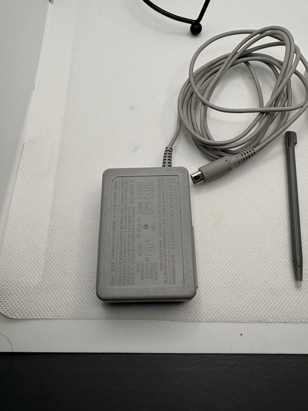 Nintendo DSi White Console Bundle TWL-001 Tested OEM Charger Stylus
