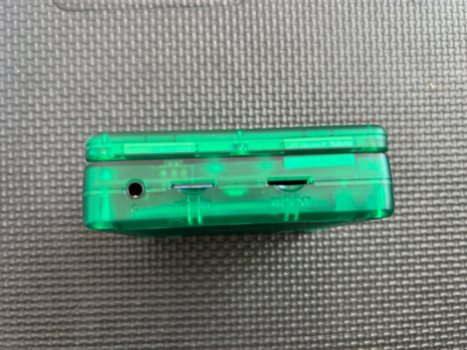 ANBERNIC RG35XX SP (TRANSPARENT GREEN) KNULLI 2 OS (64GB GAME CARD) (GXRG)
