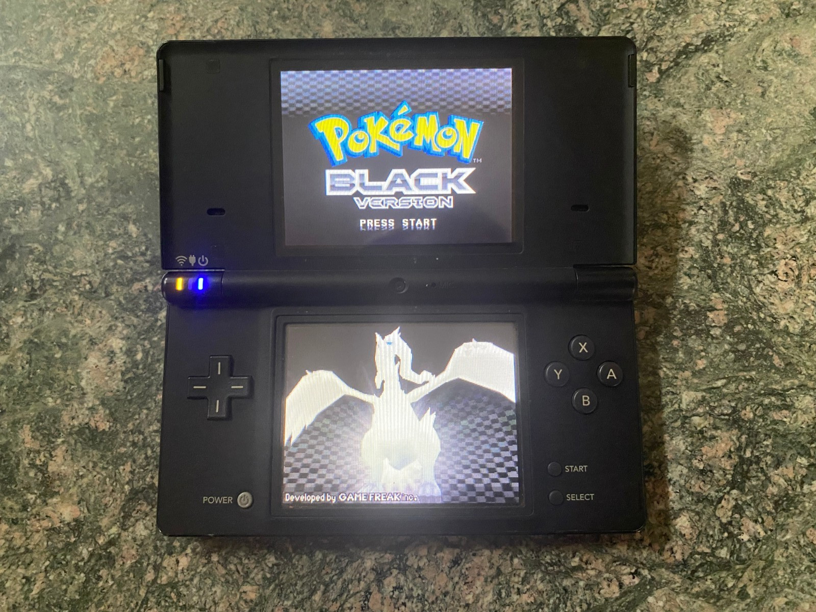 Matte Black Nintendo DSi Handheld Console – tested, works great