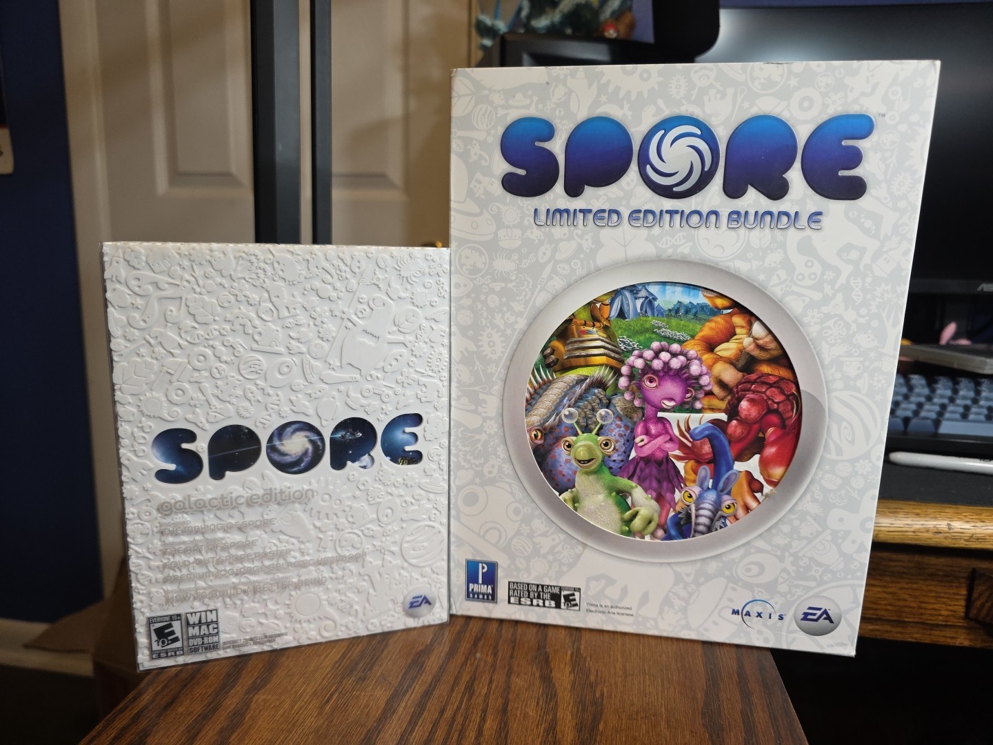 Spore Galactic Edition & Limited Edition Bundle