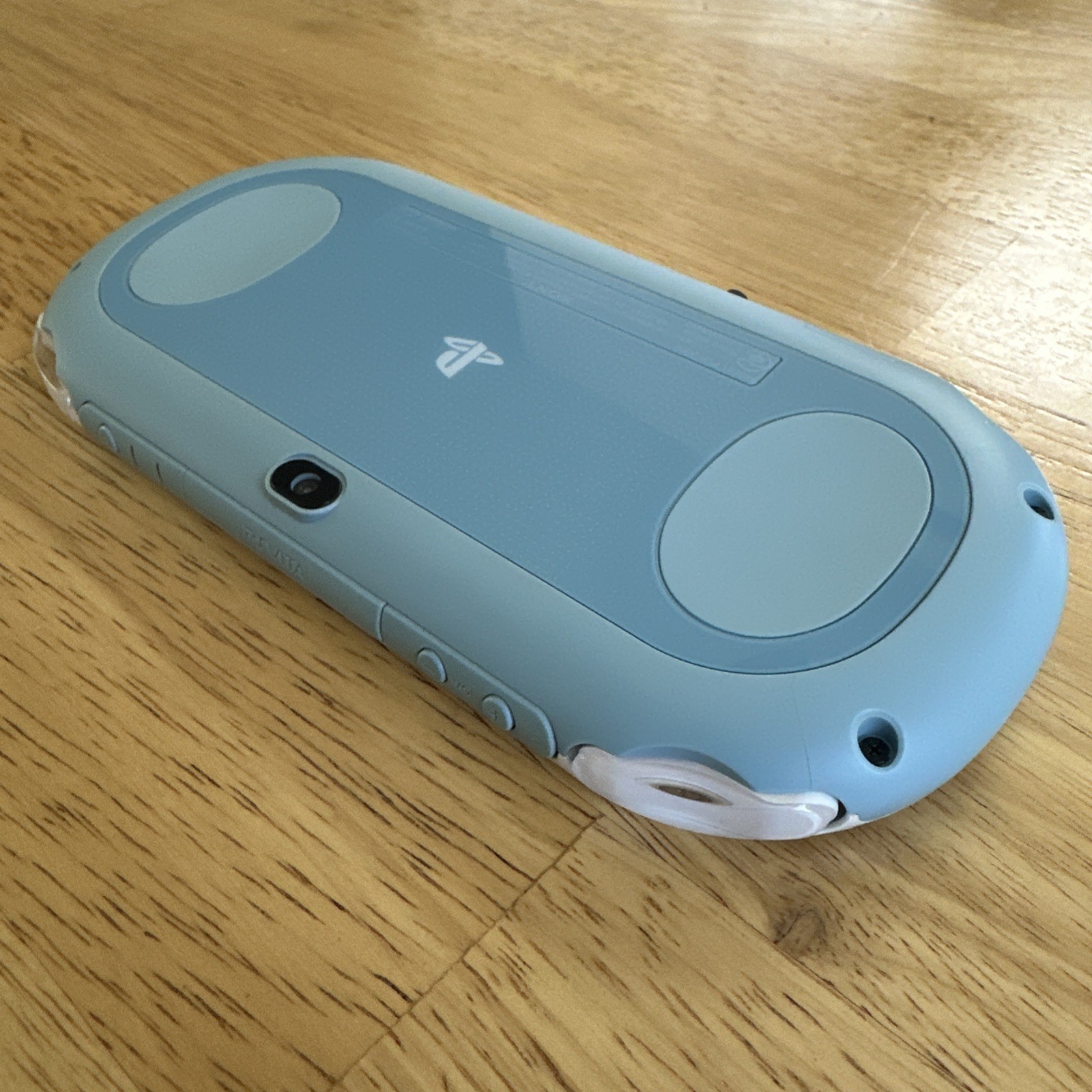 Sony PlayStation PS Vita PCH-2000 Light Blue / White Slim Console Fast Shipping