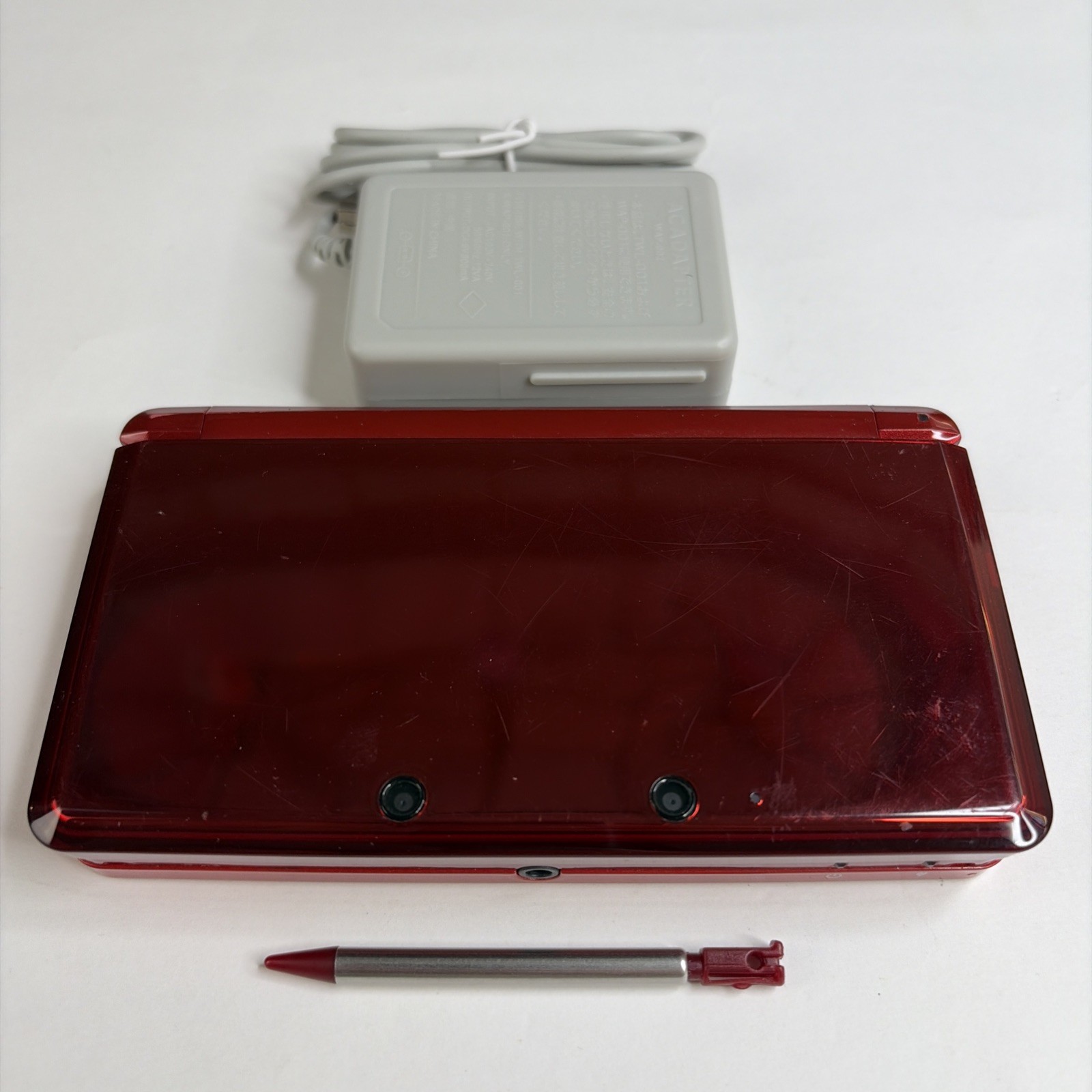 Nintendo 3DS System – Red Region USA, Charger US Model