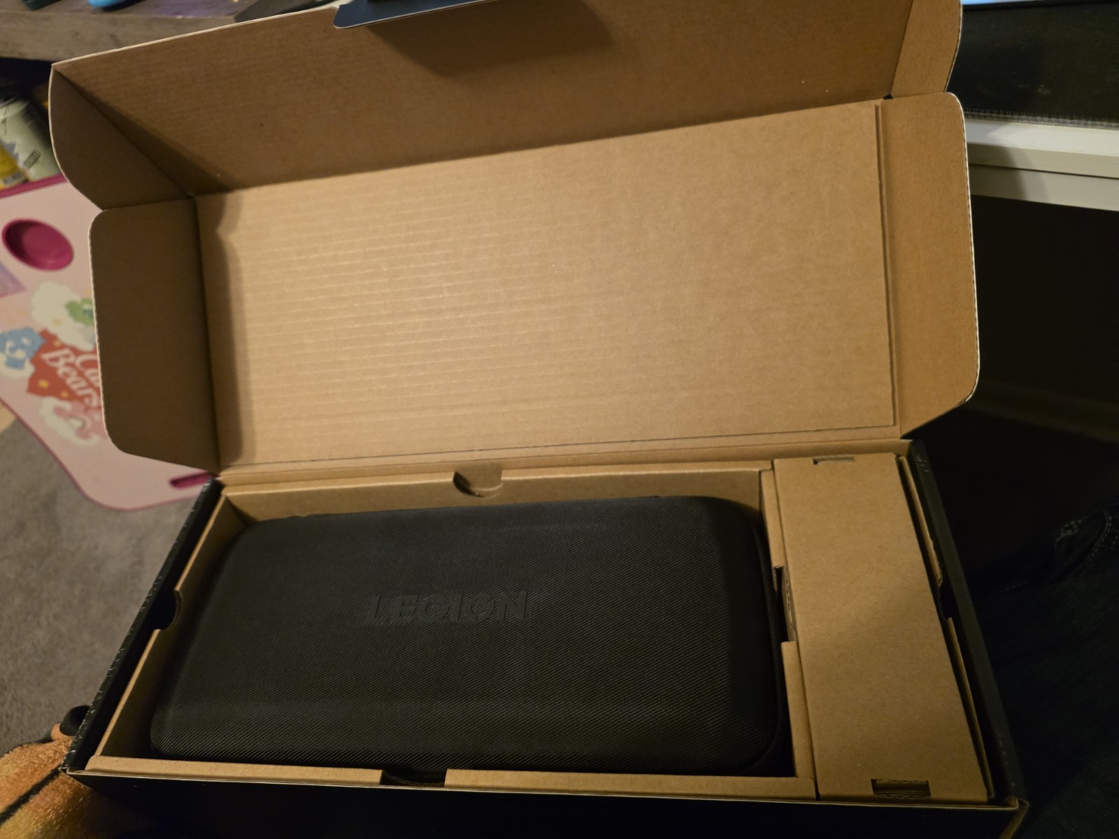 Lenovo Legion Go 512GB Windows 11 2560×1600 Black w/ Case Charger 512 Sim Card