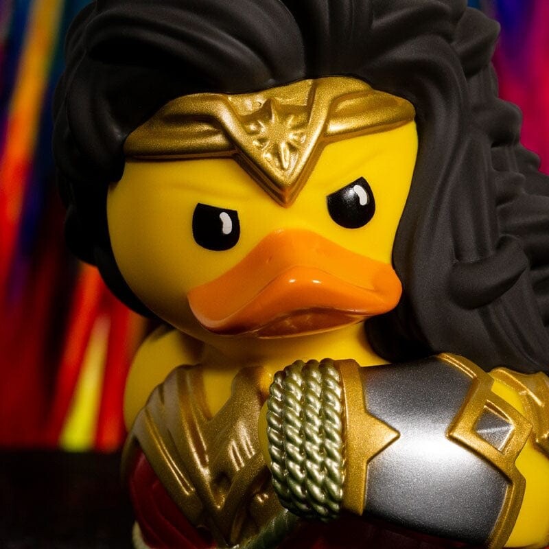 TUBBZ Boxed DC Comics Wonder Woman Collectible Duck Vinyl Figure Official JEEP