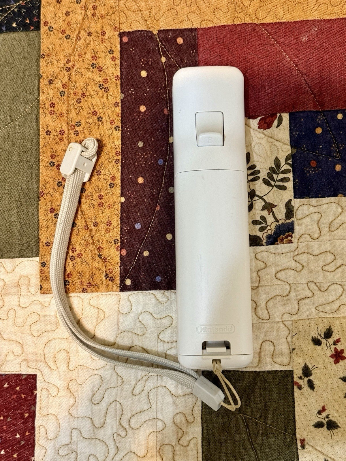 Nintendo Wii Remote Controller White, OEM RVL-003 with Strap