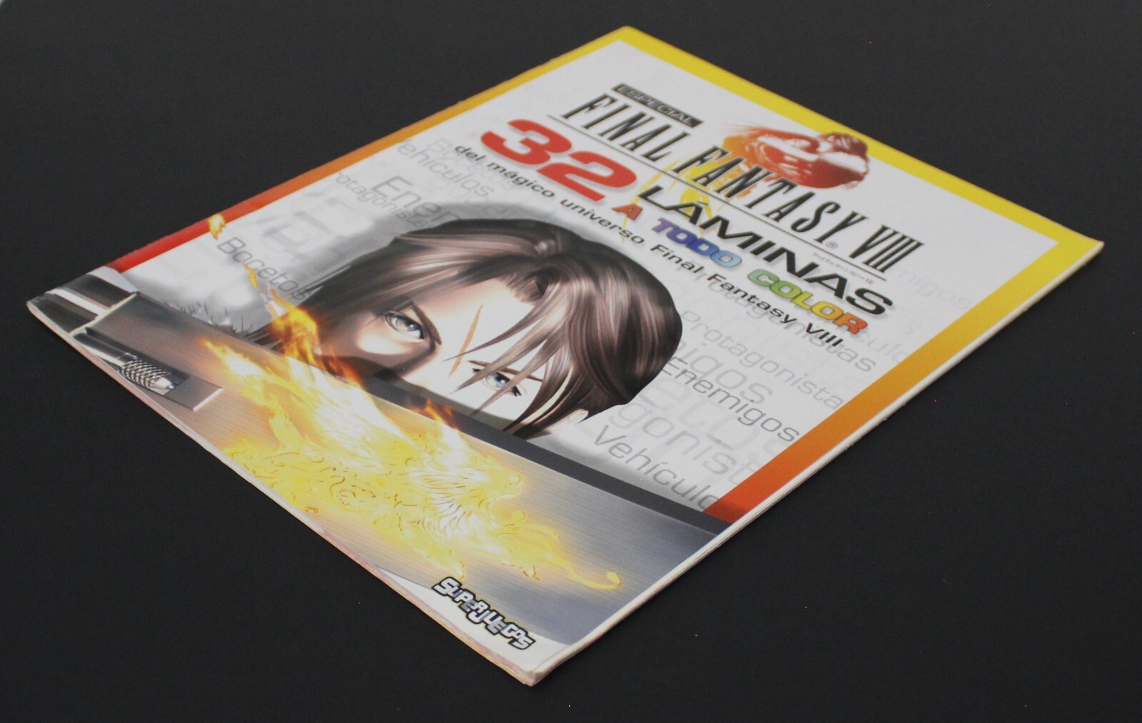1999 FINAL FANTASY VIII Book 11.5″ x 9″ (30 x 23 cm) Spain Vintage 64 Pages VHTF