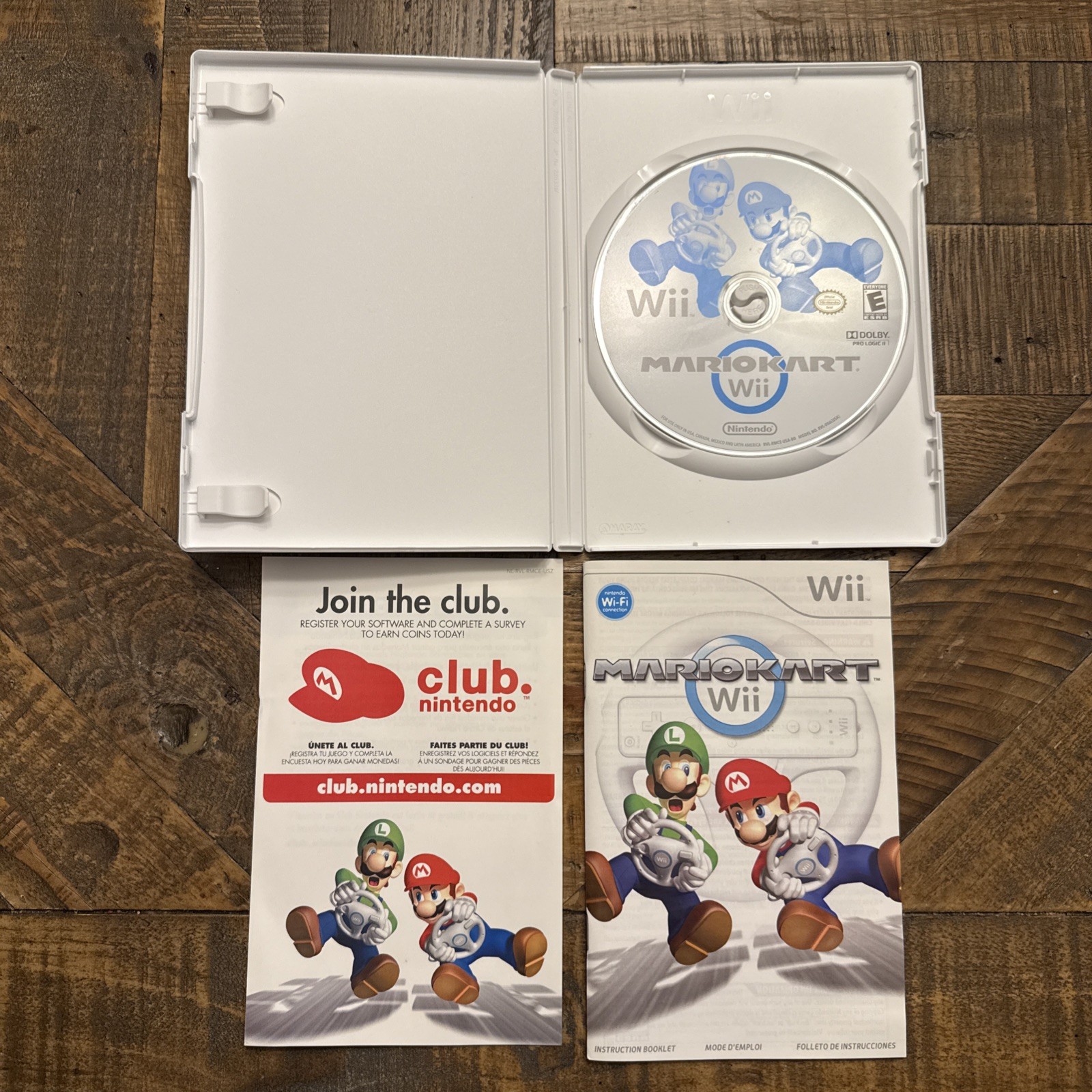 Mario Kart Wii Complete CIB w/ Manual Tested Nintendo Wii Racing Game 2008