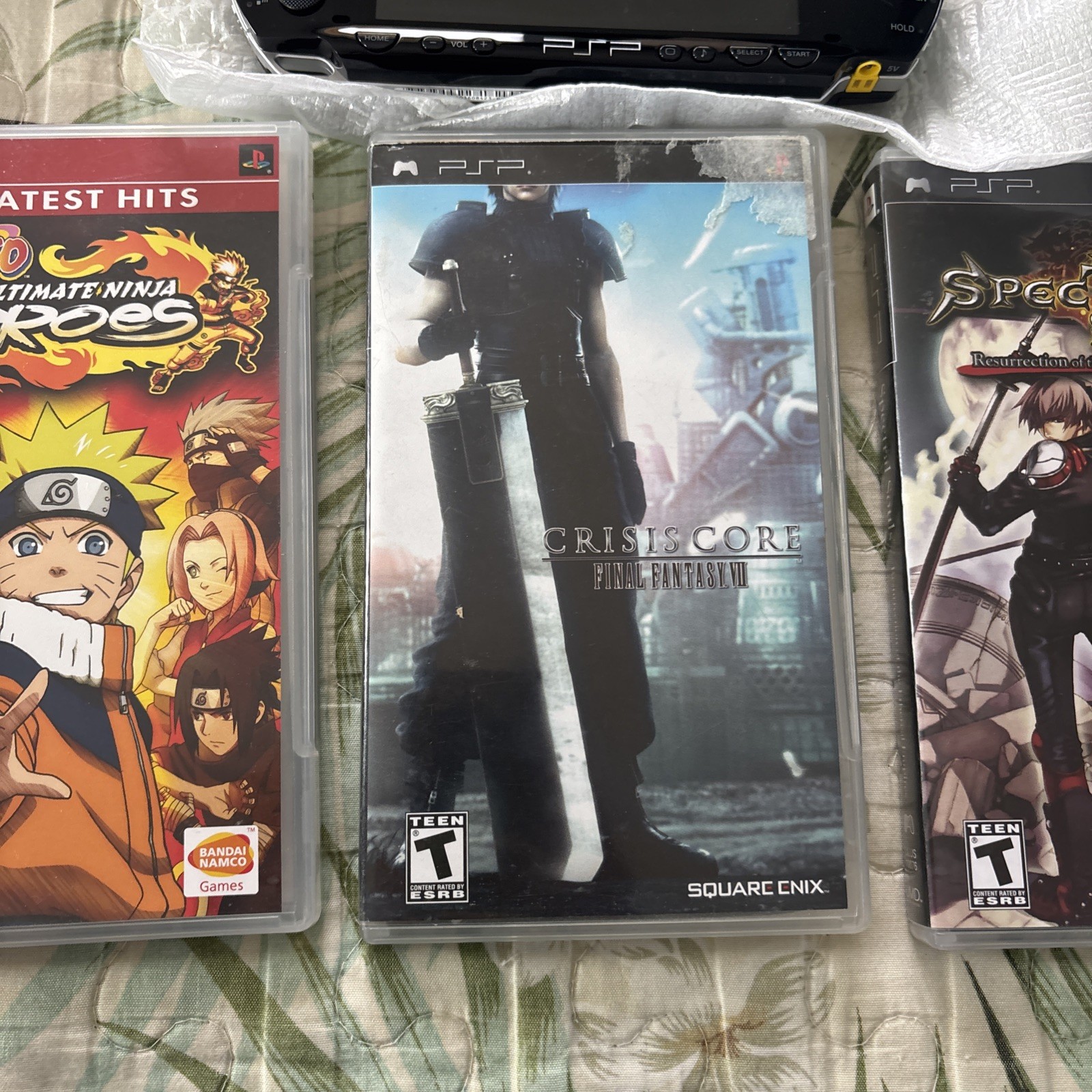 Sony PSP-1001 K Black Value Pack Handheld System New And Mint W/ Games Bundle