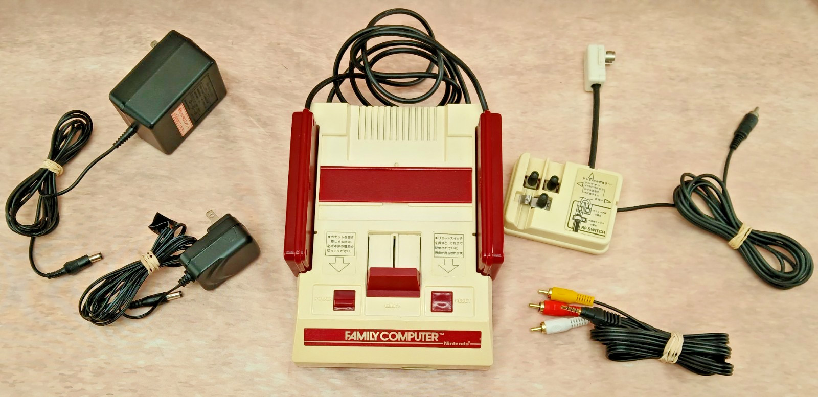 Nintendo Famicom Family Computer HVC-001 Boxed 5V Power Mod Console Tested