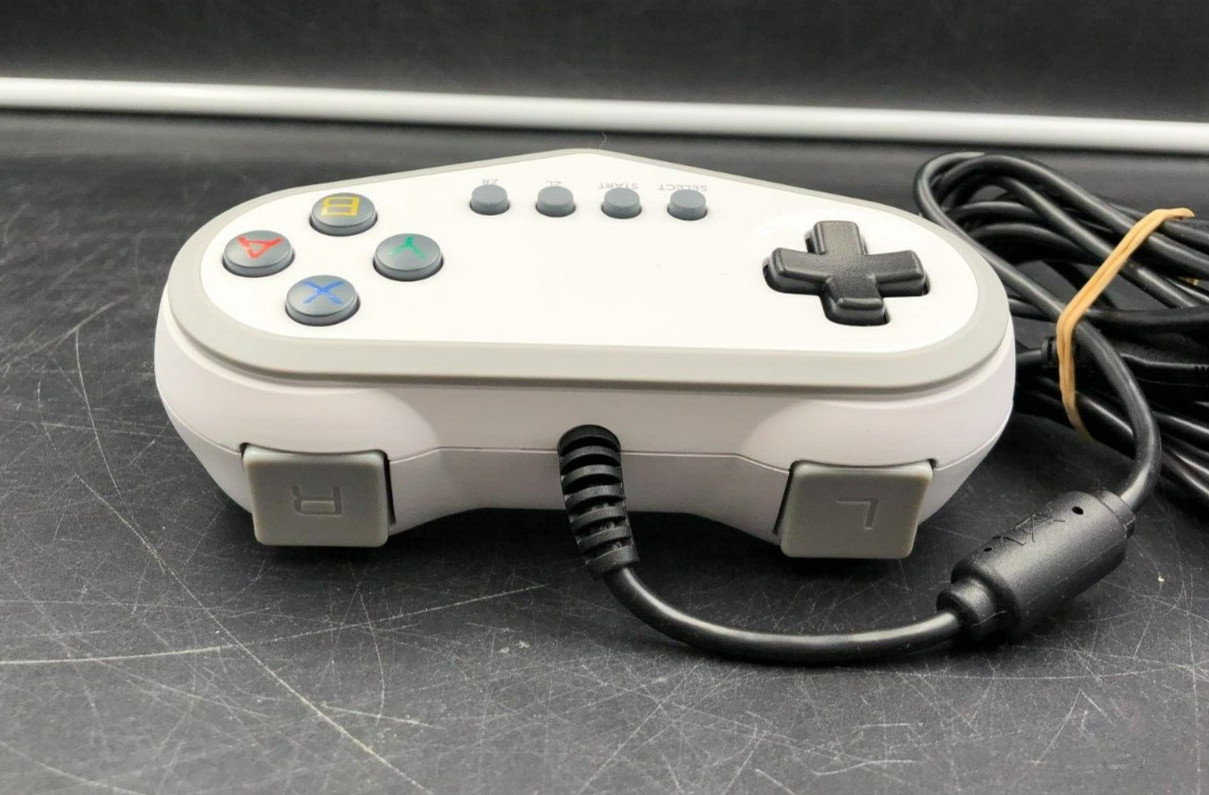 Hori Pokken Tournament White/Red Wired Pro Pad Controller for Nintendo Wii U