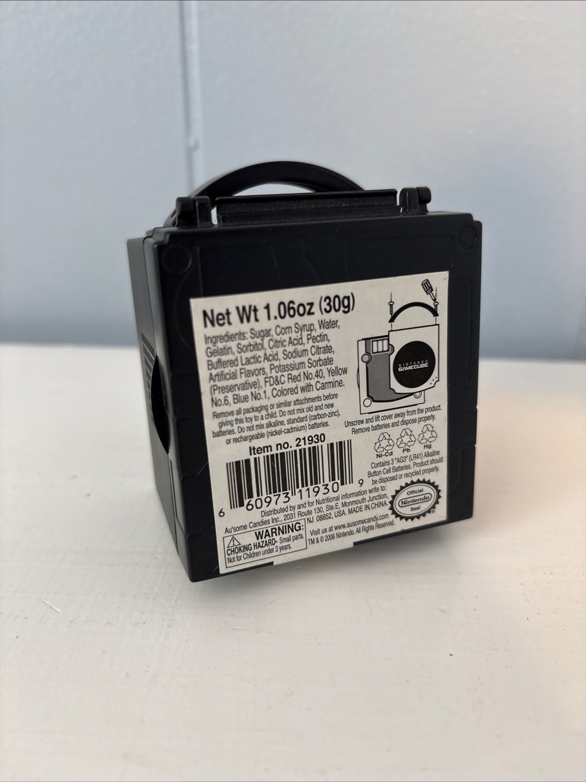 2006 Black Mini Nintendo Game Cube Gummy Candy Box-WORKS-Plays Tune Lights-Up