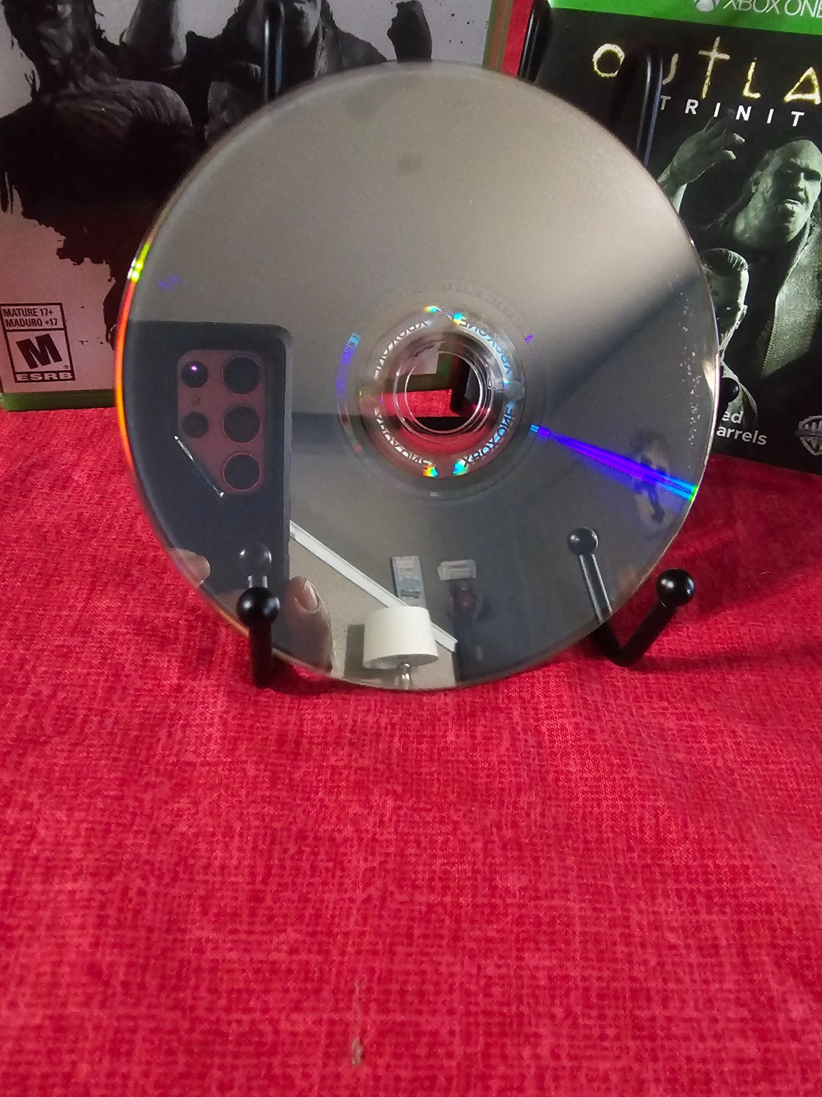 Outlast Trinity (2017, Microsoft Xbox One) Disc One Near Mint With Insert