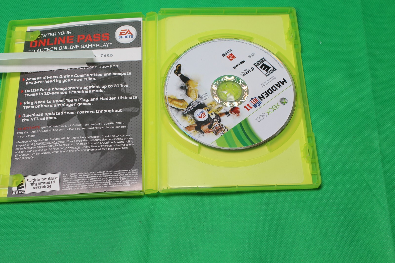 Madden NFL 12 (Microsoft Xbox 360, 2011) Complete CIB
