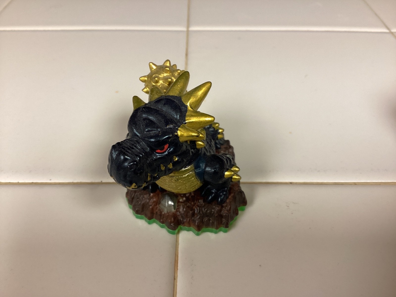 Skylanders Spyros Adventure Variant lot : Blue Bash, Bash , and Legendary Bash