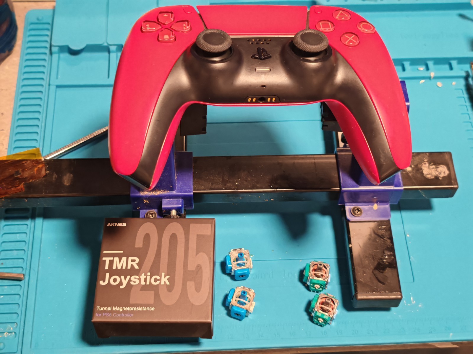 Custom TMR Joystick Aknes PlayStation 5 DualSense Controller Ps5 – Cosmic Red