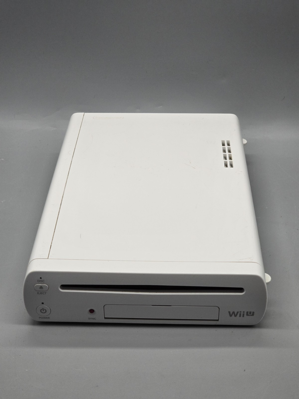 Nintendo Wii U Console Only White 8GB WUP-001 (02) For Parts