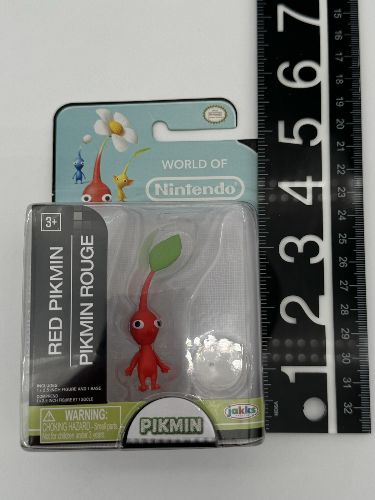 Year 2015 World of Nintendo Pikmin Series 2.5 Inch Tall Mini Figure RED PIKMIN