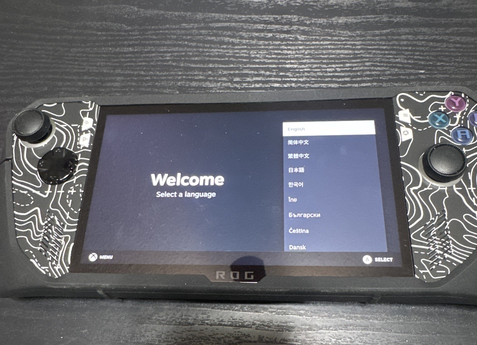 ASUS ROG Ally 7” 120Hz FHD 1080p 512GB w/ Protective Skin, Case, Dock & Charger