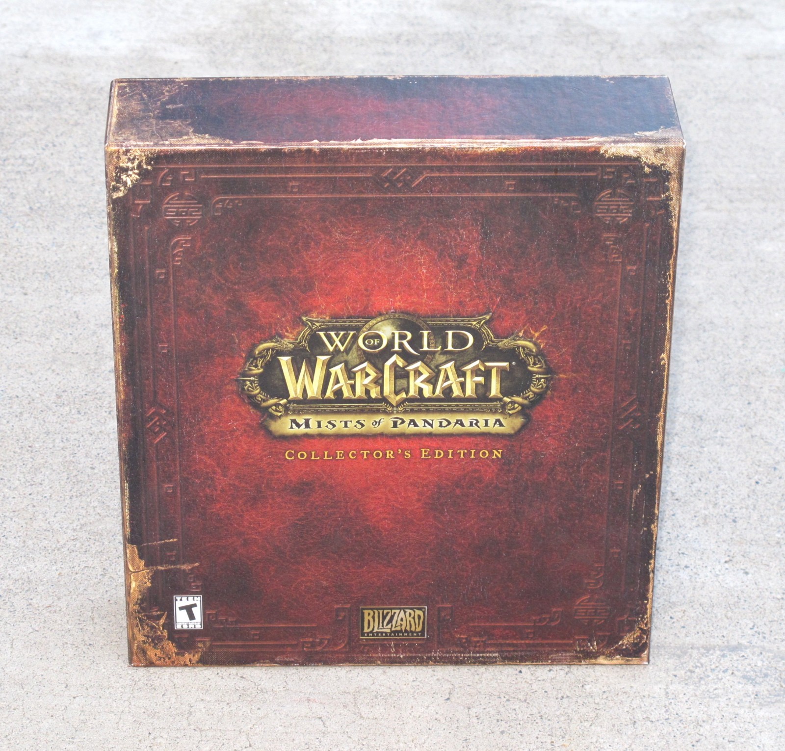 World of Warcraft Mists of Pandaria Collectors Edition Box & Book Only (No Game)
