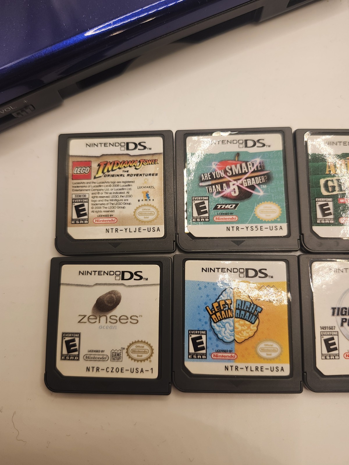 Nintendo DS Lite Console USG-001 Cobalt Blue/Black Charger TESTED With 8 Games
