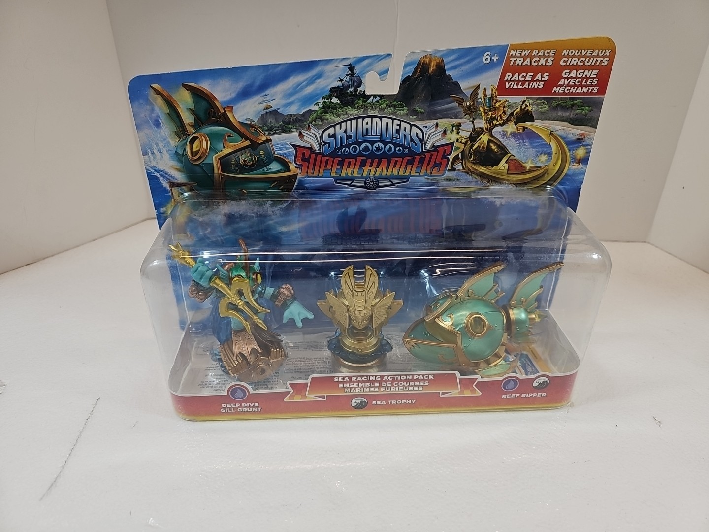 Skylanders SuperChargers Sea Racing Action Pack Gill Grunt Reef Ripper Trophy