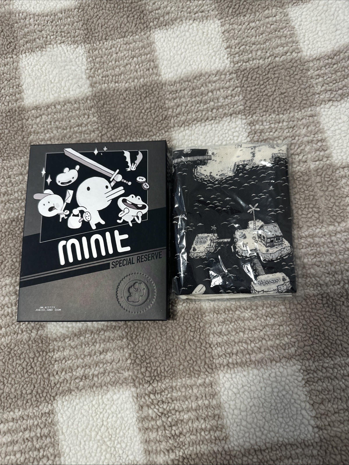 Minit Special Reserve Games for Nintendo Switch w/Cloth Map