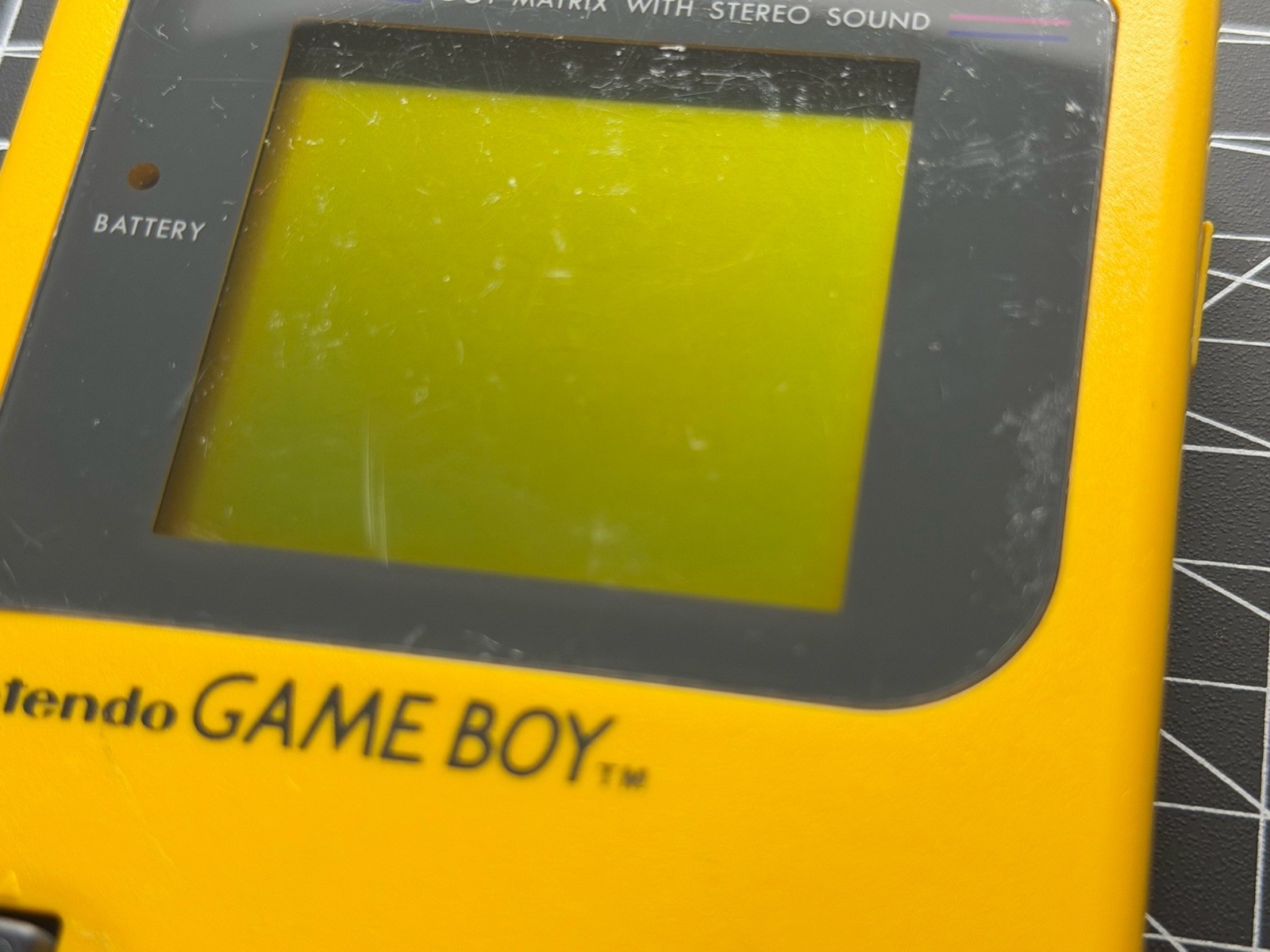 Extremely Rare Yellow Nintendo Game Boy DMG MANI Limited – 100% Authentic