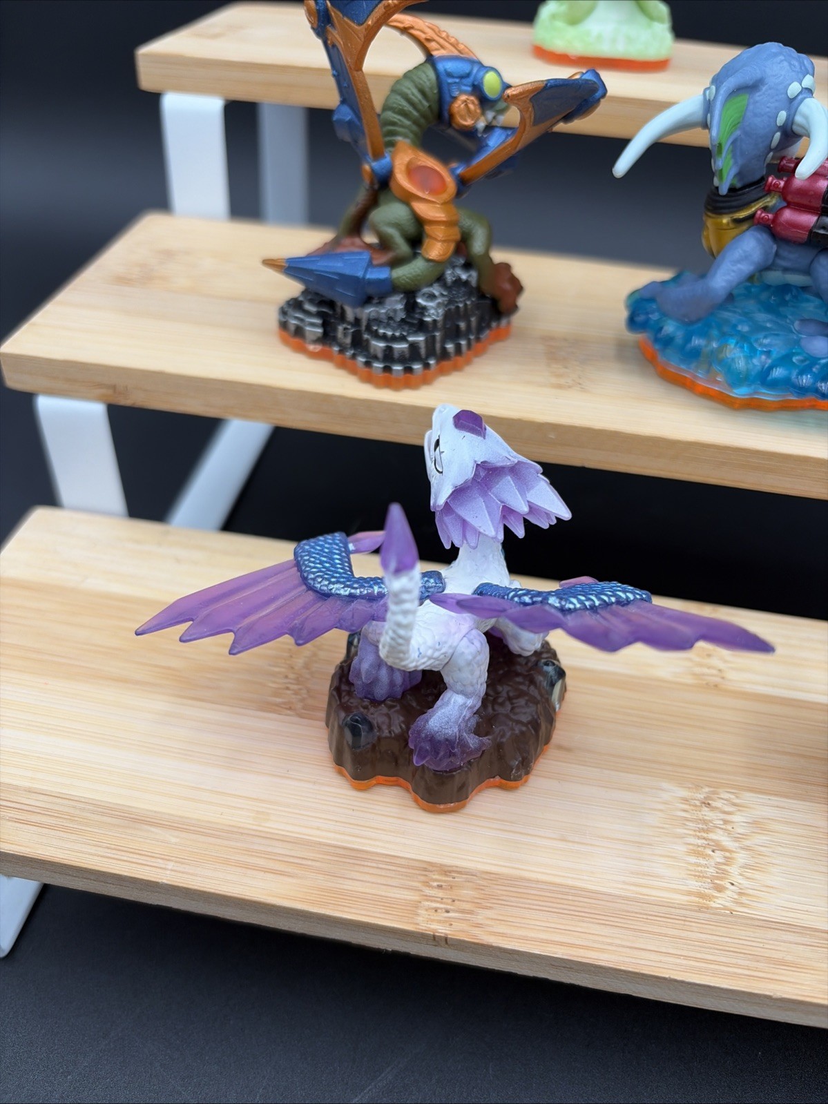 Skylanders Giants Lot Flashwing Drobot Cynder Zap Sonic Boom Jet Vac Orange Base