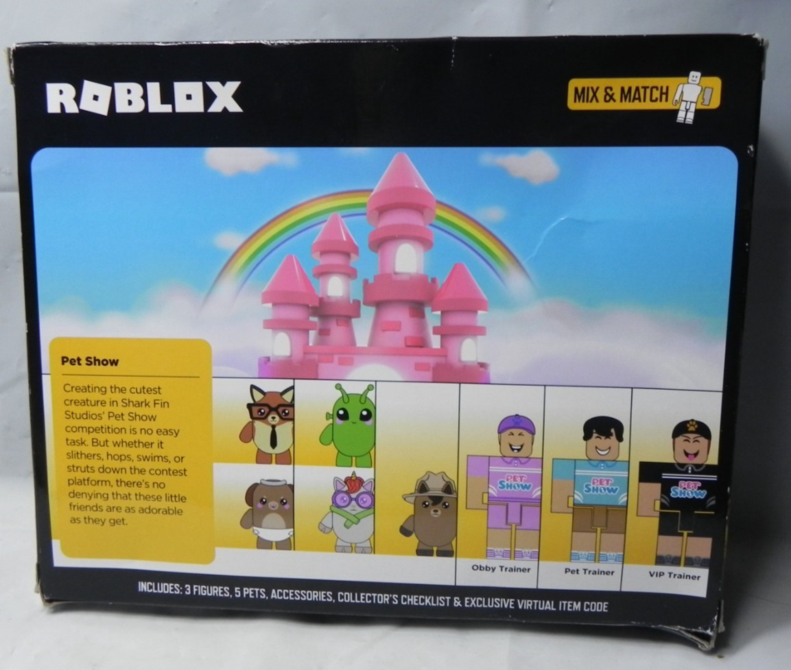 Roblox Toy Pet Show Set With Exclusive Virtual Item Fox Mascot SHIPS FAST!!