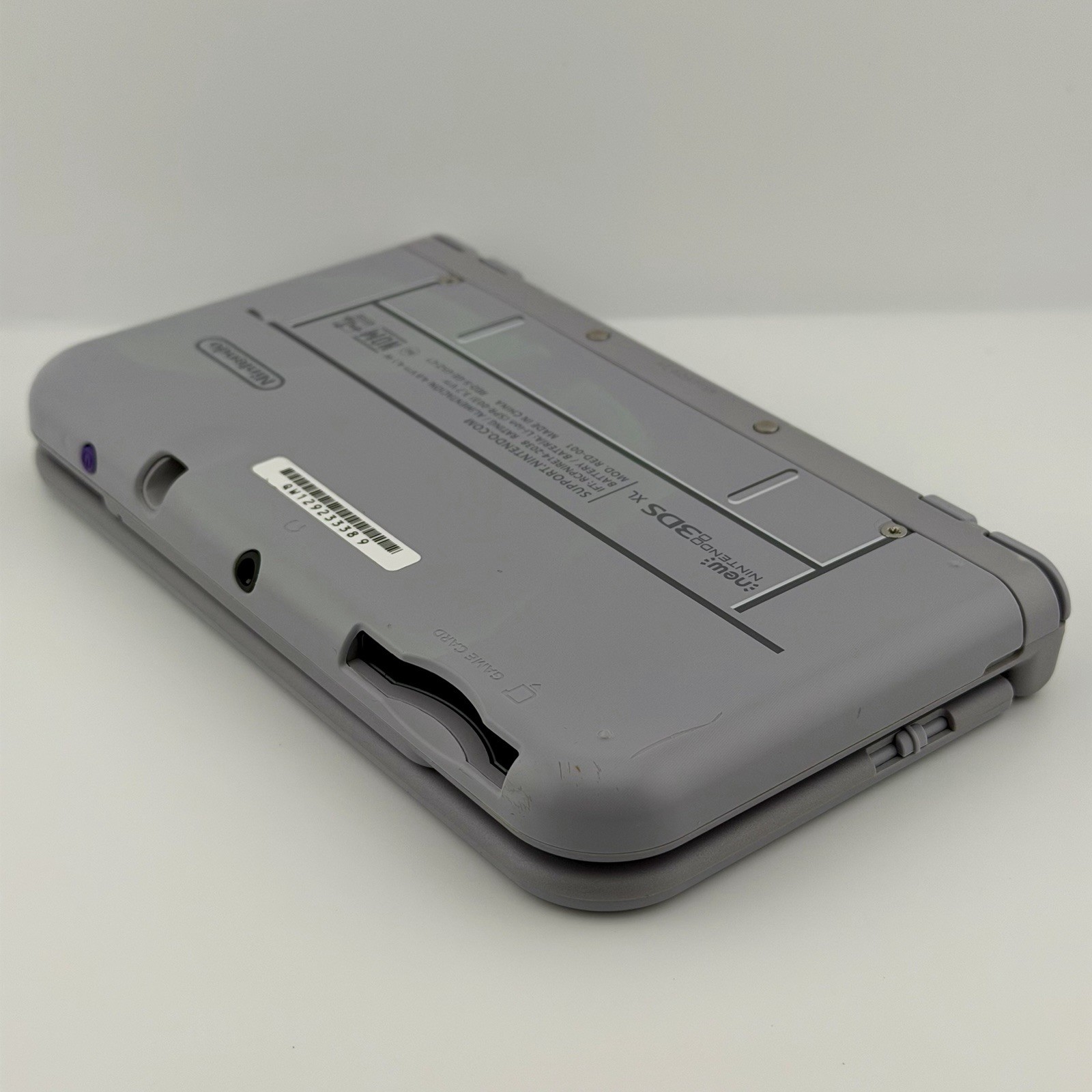 Nintendo New Nintendo 3DS XL SNES Edition Handheld Console (NTSC) Very Good Cond