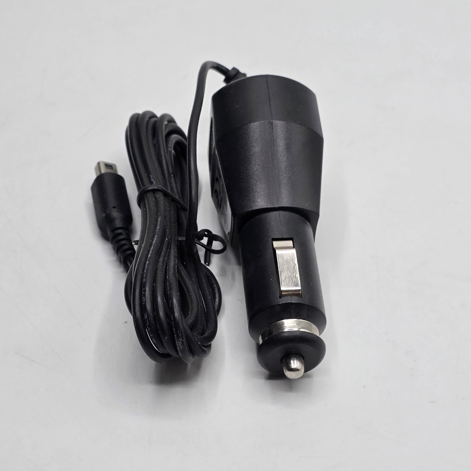 Official Nintendo DSi Car Charger Power Adapter DC 4.6V 900mA (NTR-002) OEM