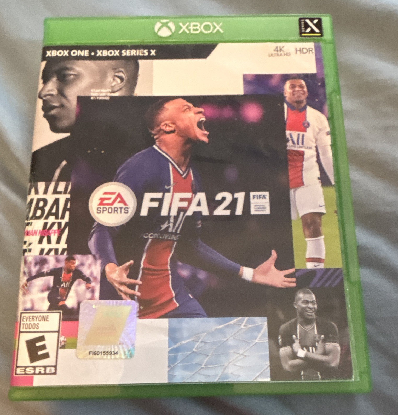 Electronic Arts FIFA 21 Xbox Series X/Xbox One 4K UHD HDR Online Multiplayer