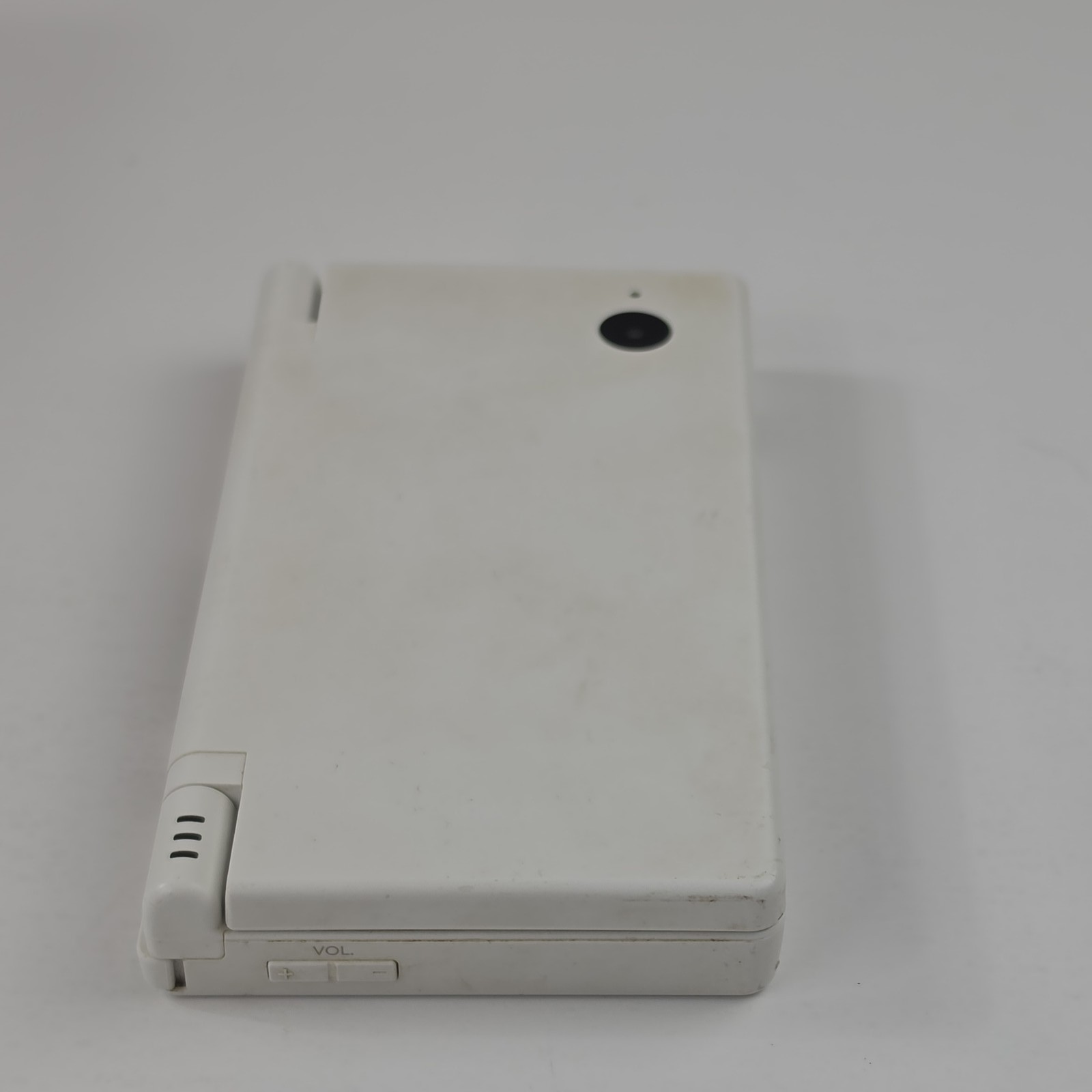 Nintendo DSi White Handheld Console System with Charger & Stylus Tested VG