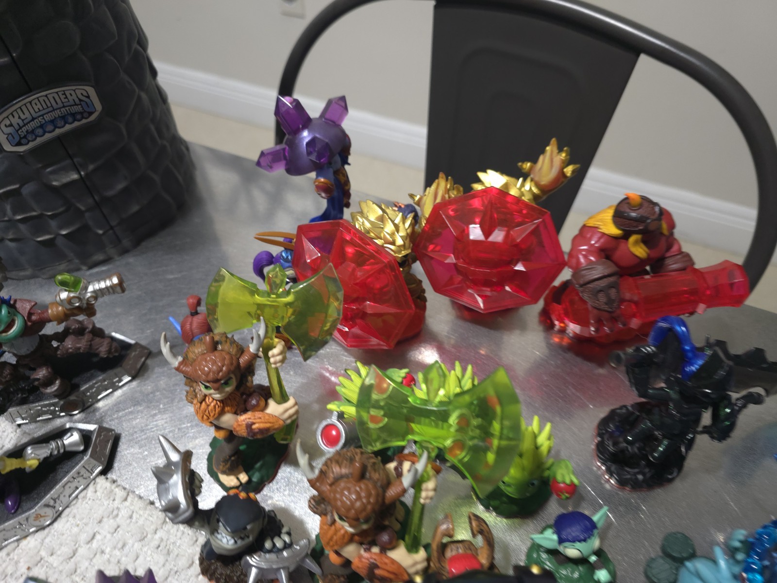 HUGE Skylanders Lot 100+ Figures WORKING GREAT NO RETURNS ACCEPTED