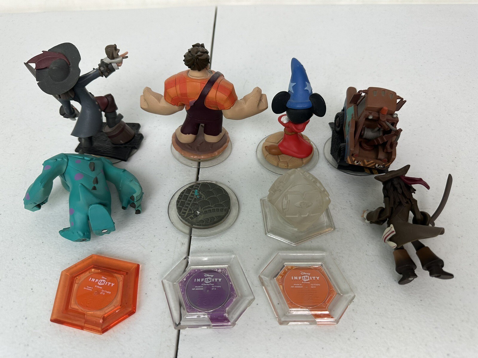 Disney Infinity 10 Pc Lot Figures & More – Wreck It Ralph, Cars, Mickey Mouse