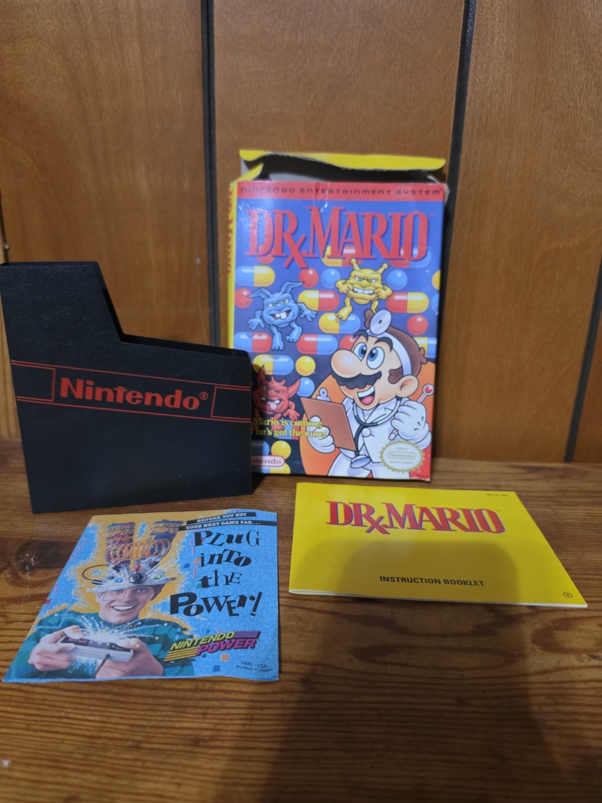 Dr. Mario (Nintendo NES, 1990) BOX AND MANUAL ONLY