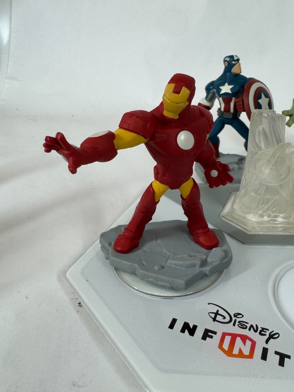 Disney Infinity 2.0 Marvel Avengers Figures Iron Man Hulk Thor Captain America