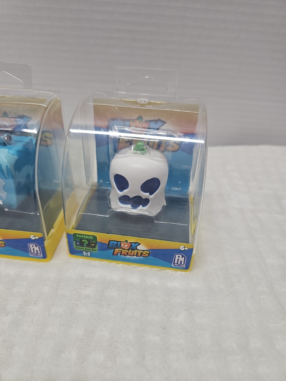 PhatMojo Blox Fruits Collectibles Set of 2 Fruit Box DLC Physical Figures