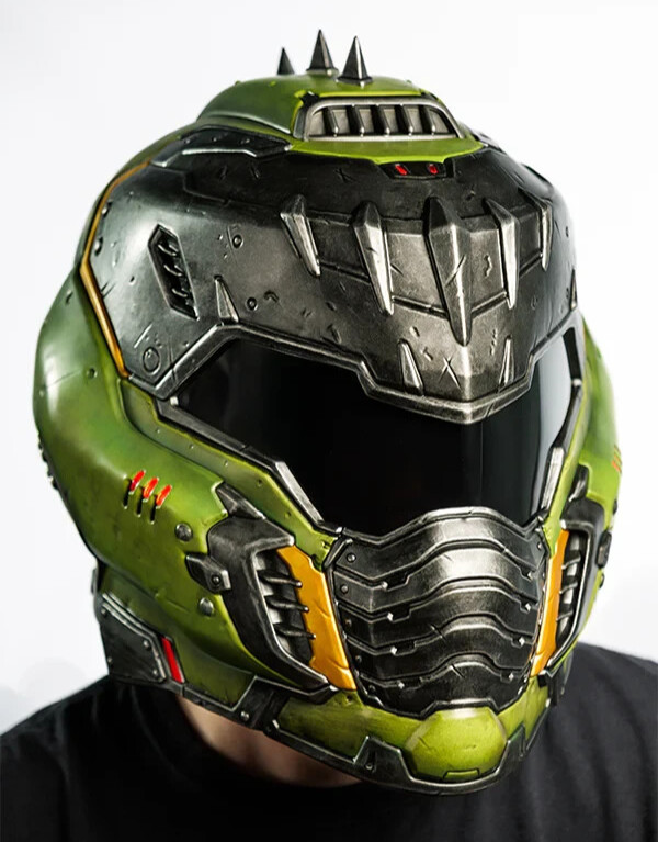 Doom The Dark Ages Doom Slayer Wearable Helmet LED Bundle + Keycard x3 Patches