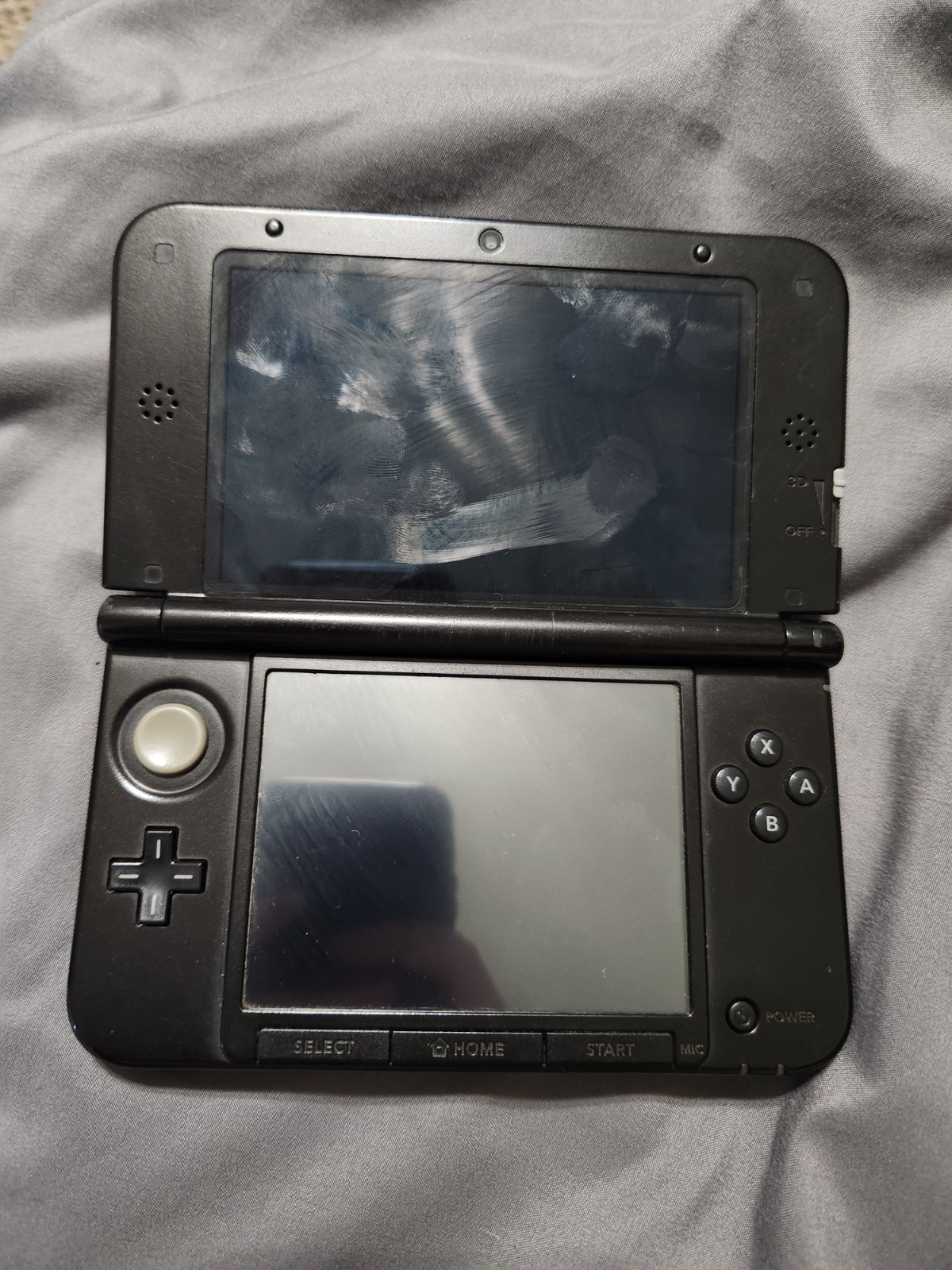 Nintendo 3DS XL Portable Gaming Console – Red and Black. Check description