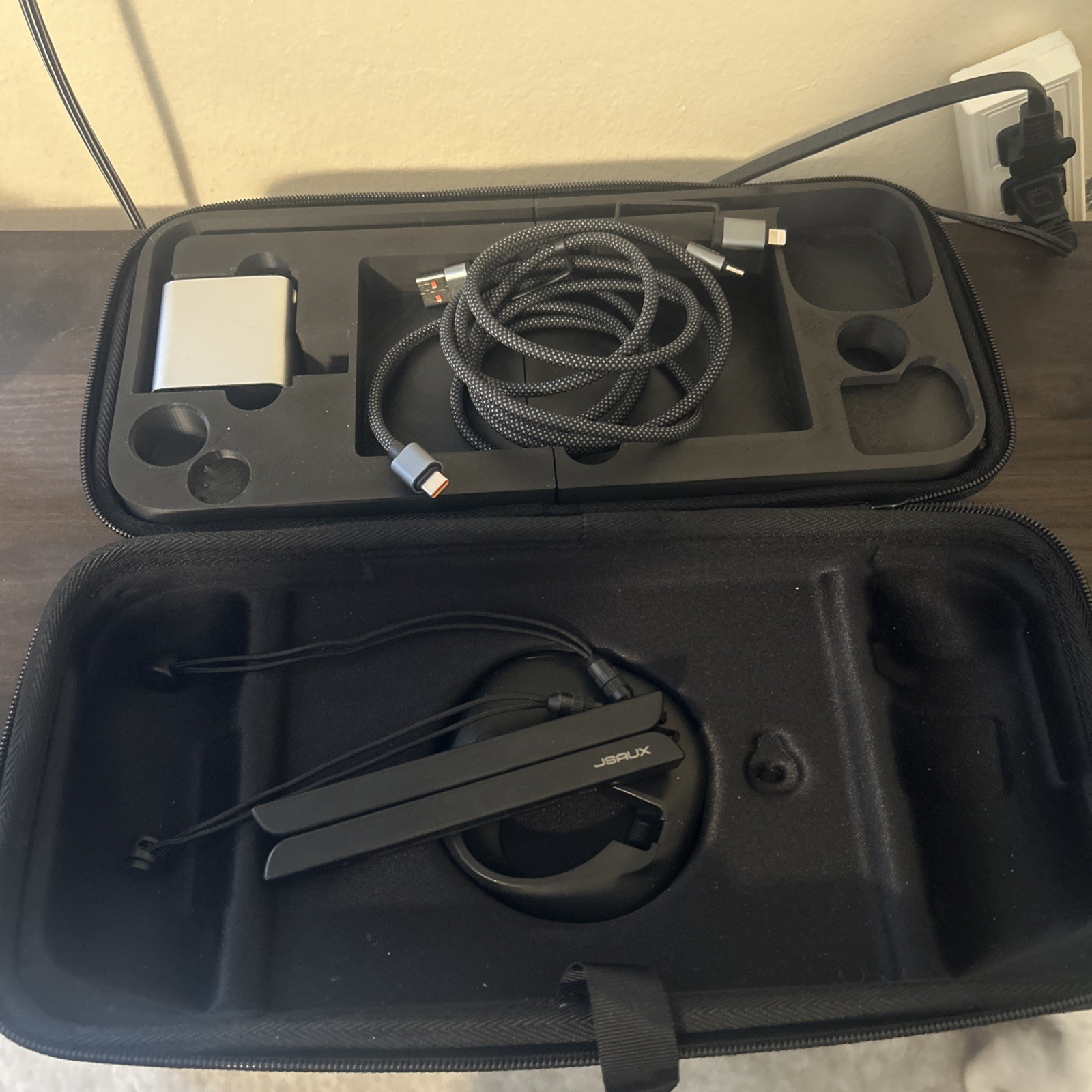Lenovo Legion Go Handheld PC 1TB read bottom of description